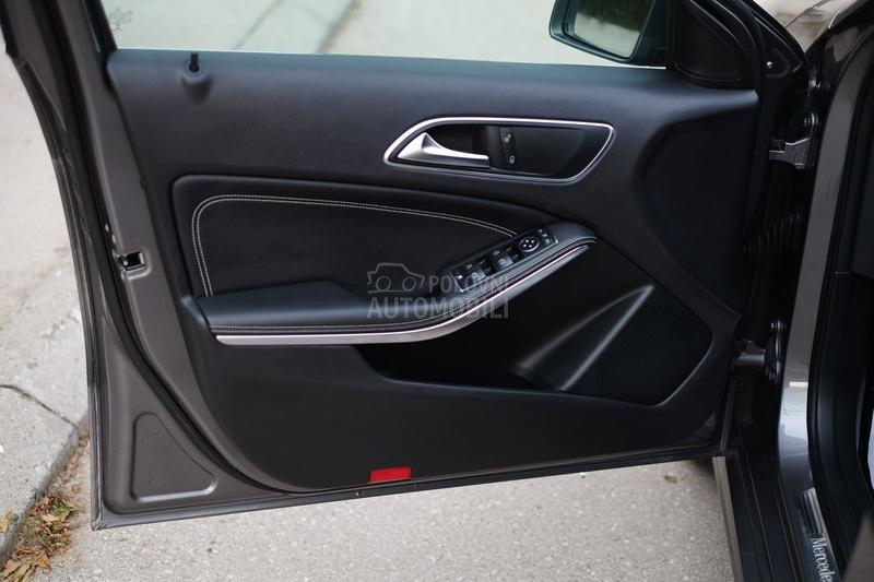 Mercedes Benz A 180 Led Nav CH