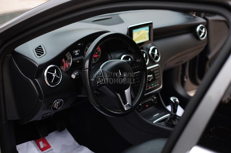 Mercedes Benz A 180 Led Nav CH