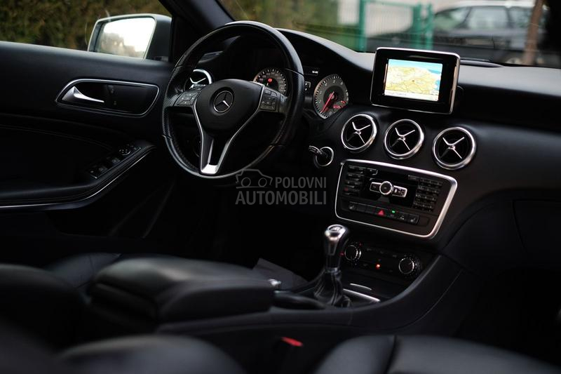Mercedes Benz A 180 Led Nav CH