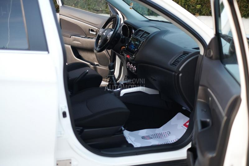 Mitsubishi ASX 1.8DiD 4x4 Nav CH