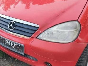 Branik prednji crveni za Mercedes Benz A 140