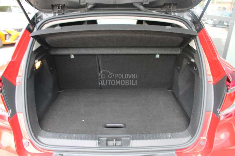 Renault Captur 1.3 tCe DCT Intens