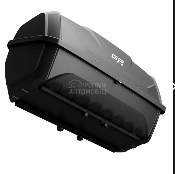 Nosač za bicikle sa koferom