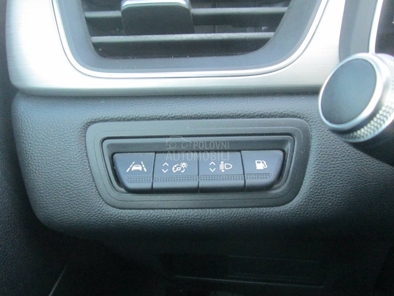 Renault Captur 1.6 E-TECH plug in