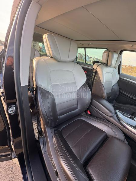 Renault Espace Initiale Paris