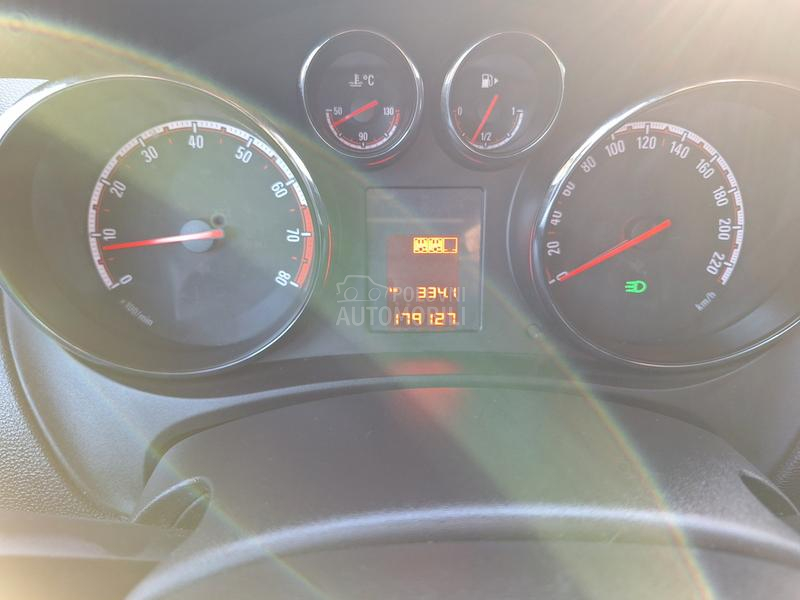 Opel Meriva 1.4 turbo