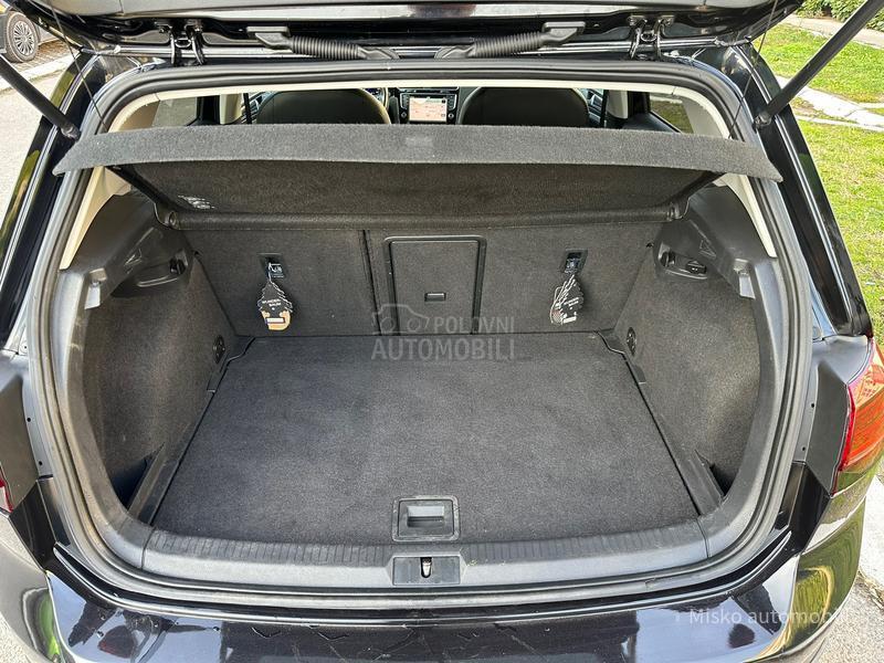 Volkswagen Golf 7 2.0 TDI Virtual DSG