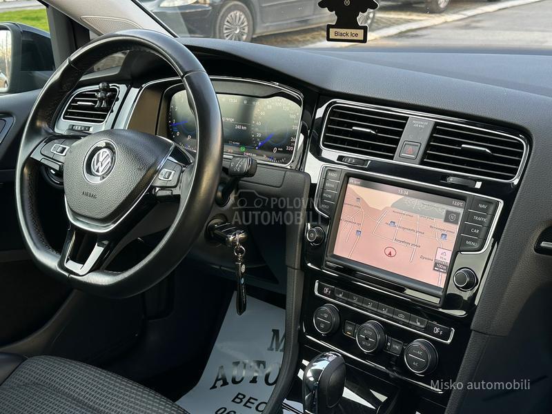 Volkswagen Golf 7 2.0 TDI Virtual DSG