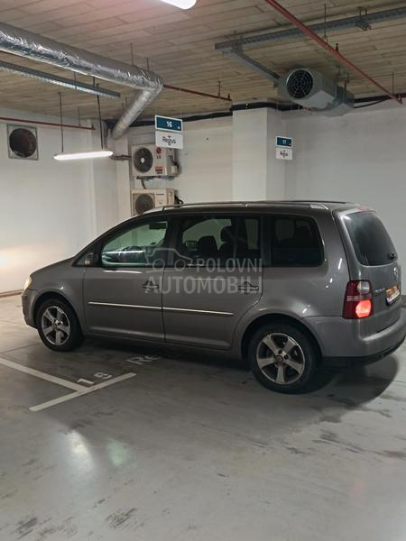 Volkswagen Touran 2.0 TDI