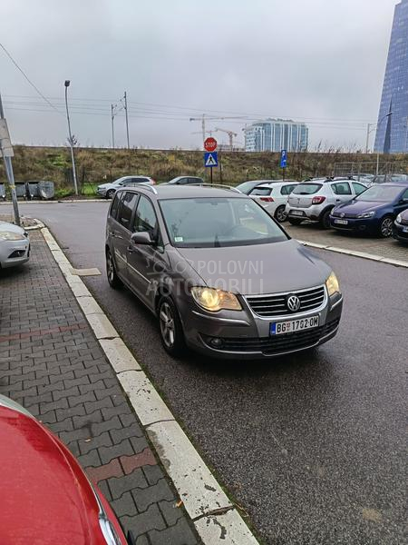 Volkswagen Touran 2.0 TDI
