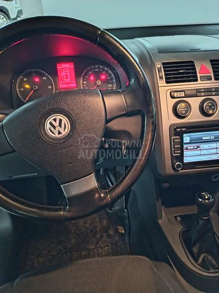 Volkswagen Touran 2.0 TDI