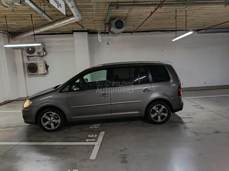 Volkswagen Touran 2.0 TDI