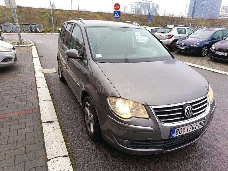 Volkswagen Touran 2.0 TDI
