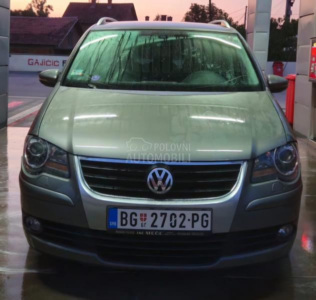 Volkswagen Touran 