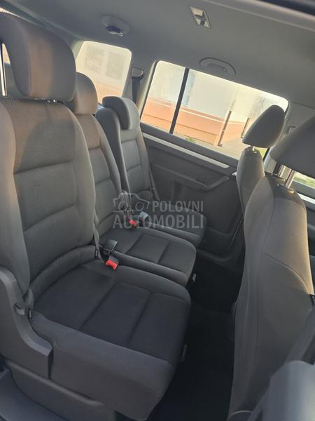 Volkswagen Touran 1,4-7.SED.CH