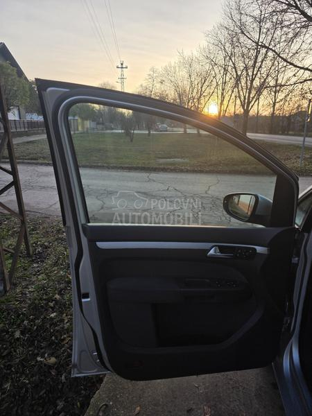 Volkswagen Touran 1,4-7.SED.CH