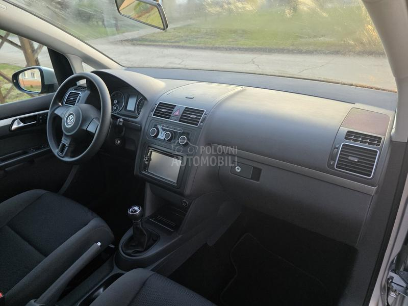 Volkswagen Touran 1,4-7.SED.CH