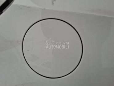 Poklopac rezervoara za Opel Astra J