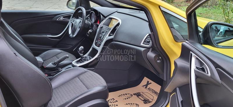 Opel Astra J GTC/COSMO/NA.VI