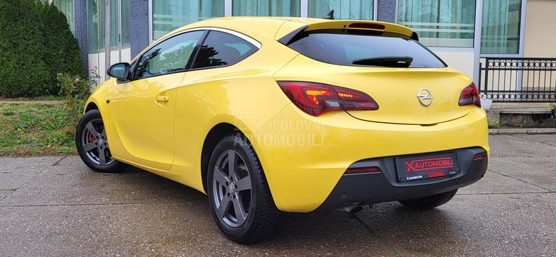 Opel Astra J GTC/COSMO/NA.VI