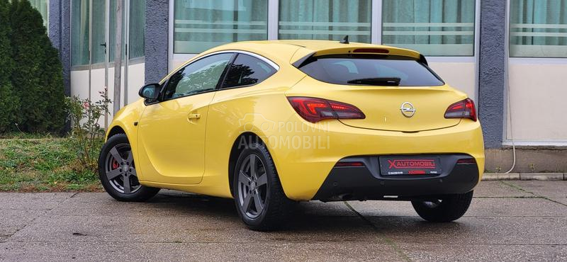 Opel Astra J GTC/COSMO/NA.VI