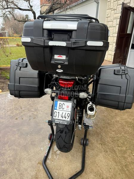 Suzuki B STROM 650 XT