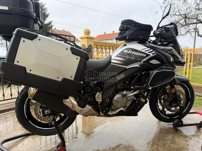 Suzuki B STROM 650 XT