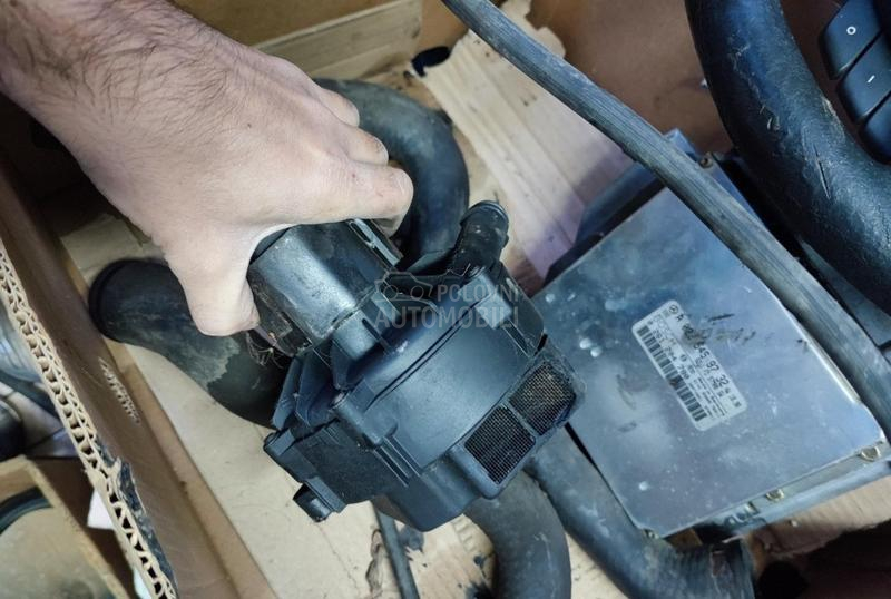 Vazdusni kompresor w163