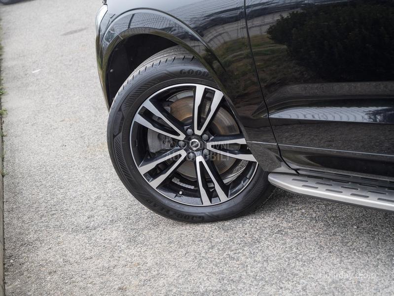 Volvo XC60 2.0B4 MHEV Momentum