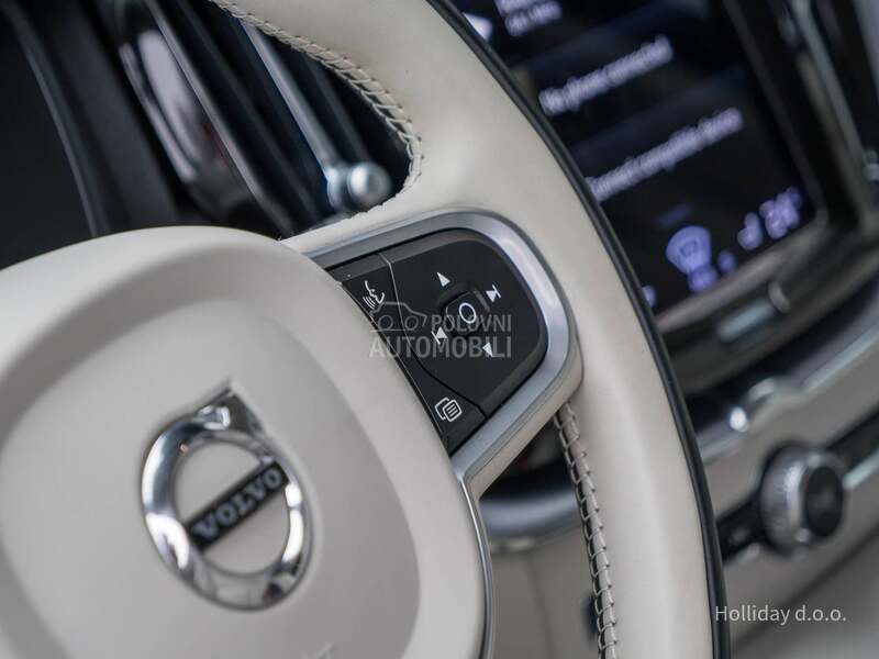 Volvo XC60 2.0B4 MHEV Momentum