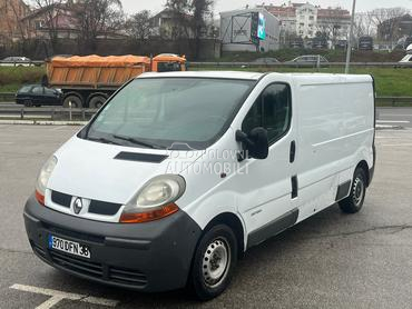 Renault Trafic 1.9 DCI Sa tablicama