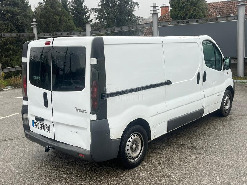 Renault Trafic 1.9 DCI Sa tablicama
