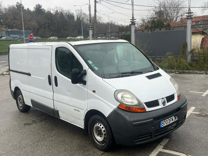 Renault Trafic 1.9 DCI Sa tablicama