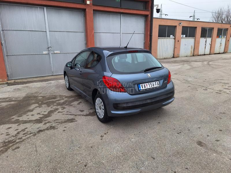 Peugeot 207 