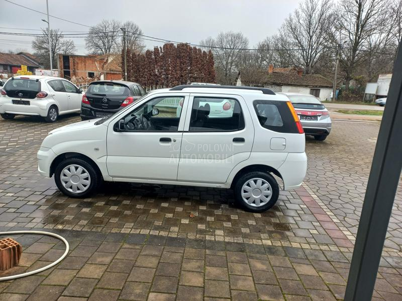 Subaru Justy 