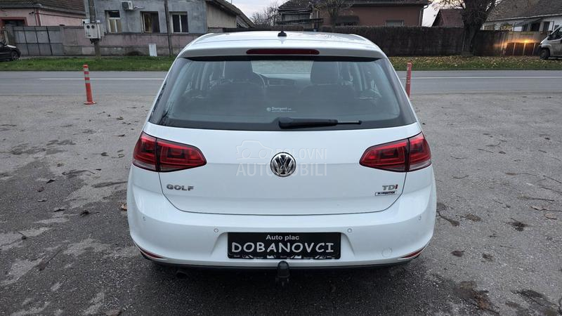 Volkswagen Golf 7 1.6 TDI HIGH-LINE
