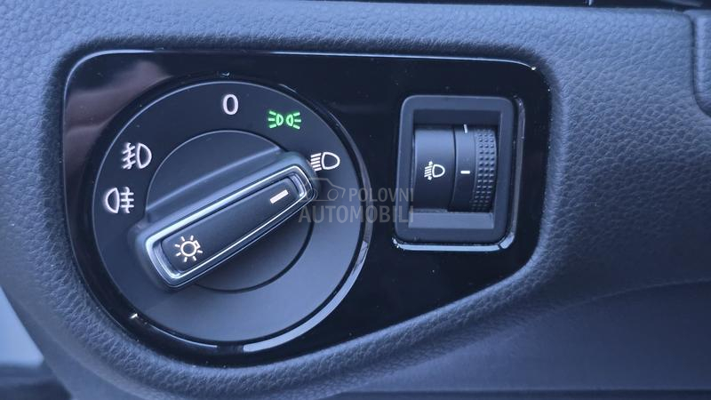 Volkswagen Golf 7 1.6 TDI HIGH-LINE