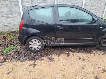 Kompletan auto za delove za Citroen C2