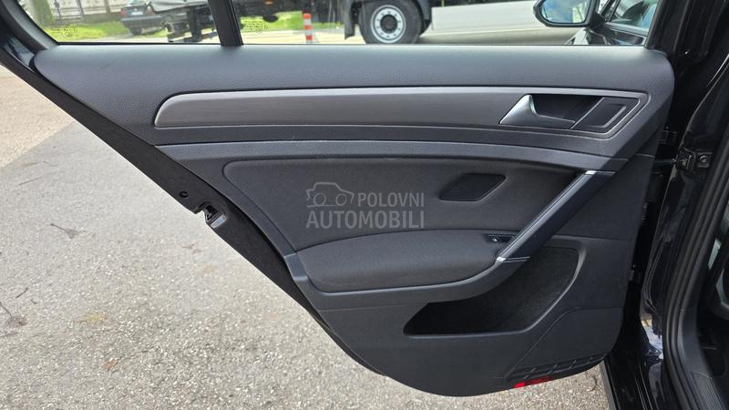 Volkswagen Golf 7 2.0 TDI serv.knjiga