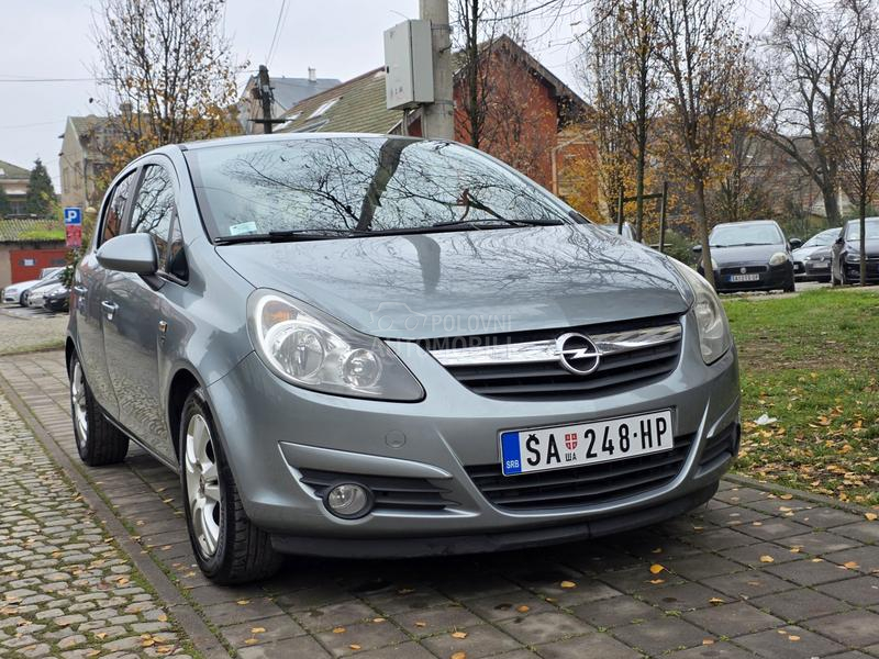 Opel Corsa D 111 anniversary reg