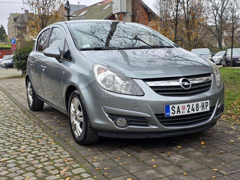 Opel Corsa D 111 anniversary reg