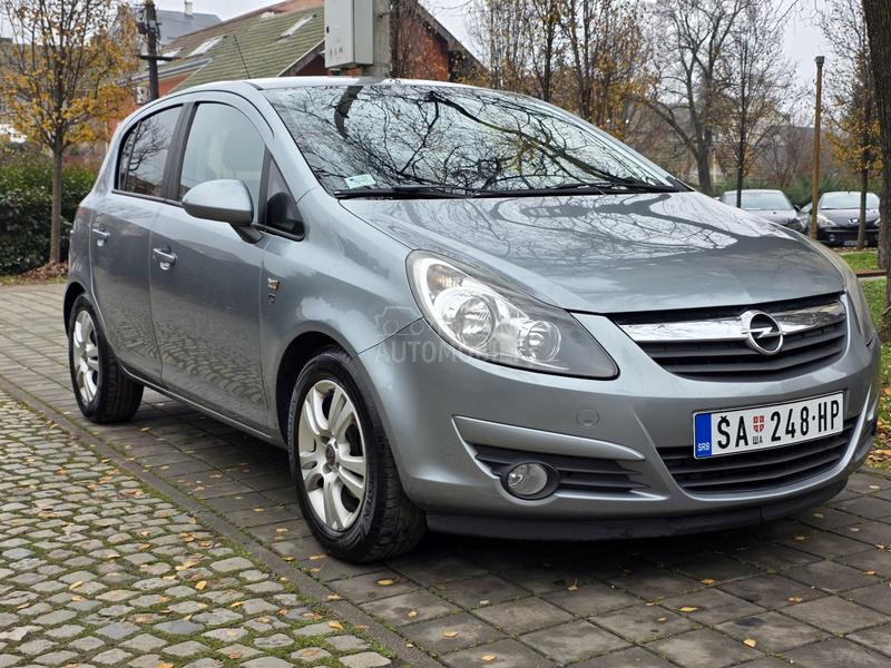 Opel Corsa D 111 anniversary reg