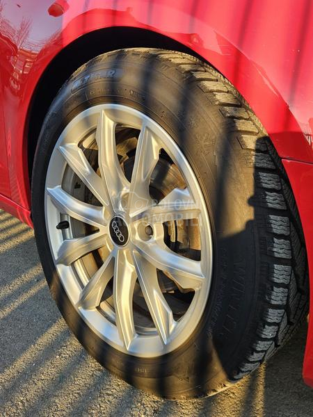 Audi A3 2.0TDI /LED/NAV/