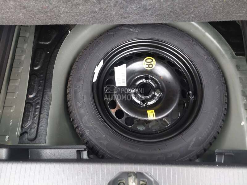 Opel Corsa D 1.2 I  GERMANY