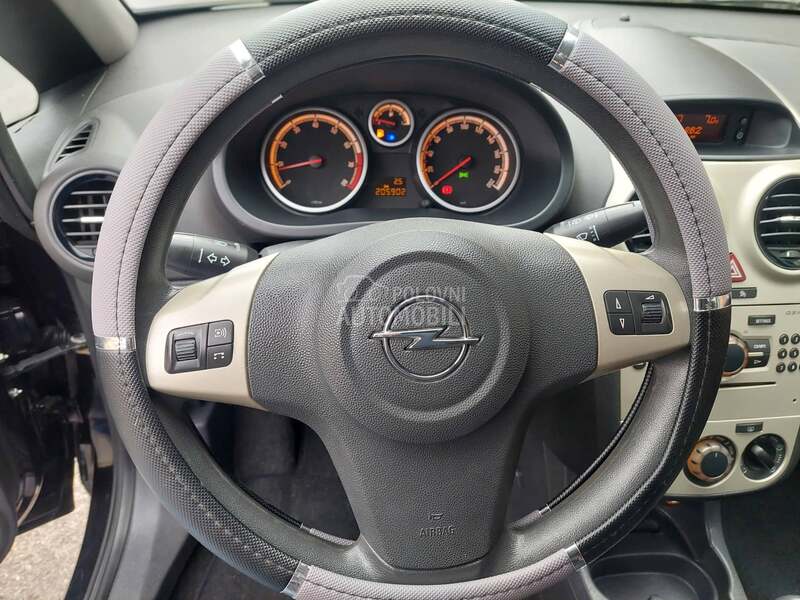 Opel Corsa D 1.2 I  GERMANY