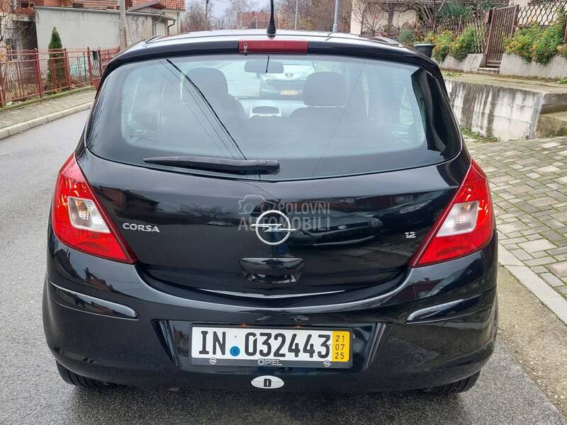 Opel Corsa D 1.2 I  GERMANY