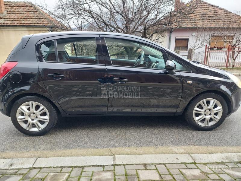 Opel Corsa D 1.2 I  GERMANY