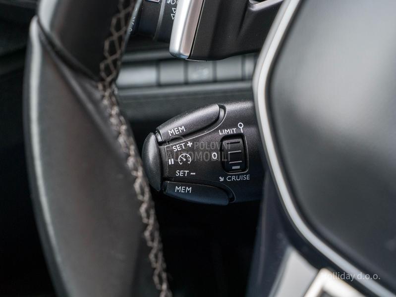 Peugeot 3008 1.2PureTech Allure