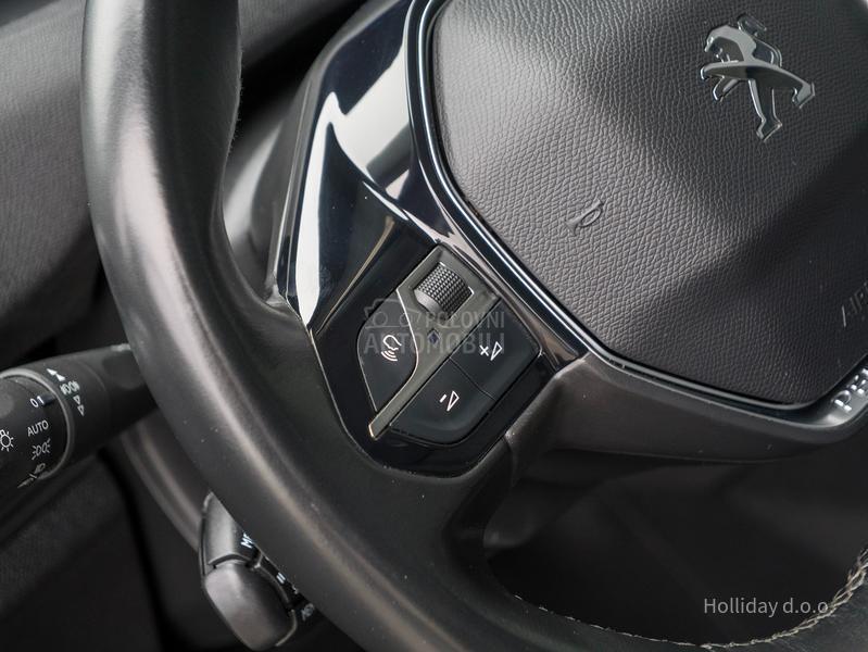 Peugeot 3008 1.2PureTech Allure