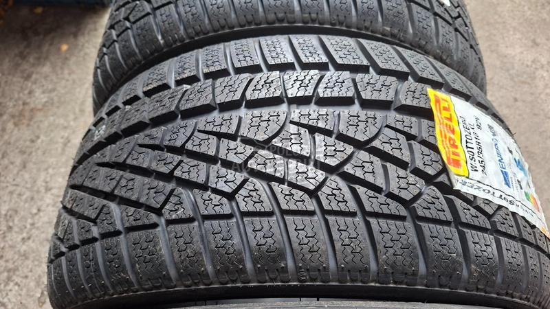 Pirelli 245/35 R18 Zimska